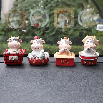 Ģimenes Govs Rotājumi Ķīniešu Jauno Gadu Mājās Apdare Maza Statuja Statuetes Dzīvnieku Modeļa Automašīnas Apdare