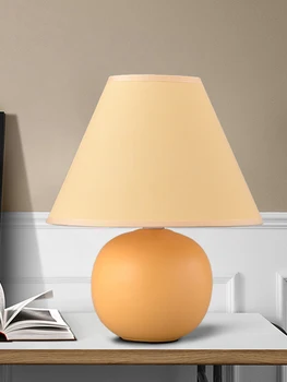 Korejiešu stilā vienkāršs galda lampa apdare retro gultas lampa, bumba guļamistaba dzeltena radošo galda lampa
